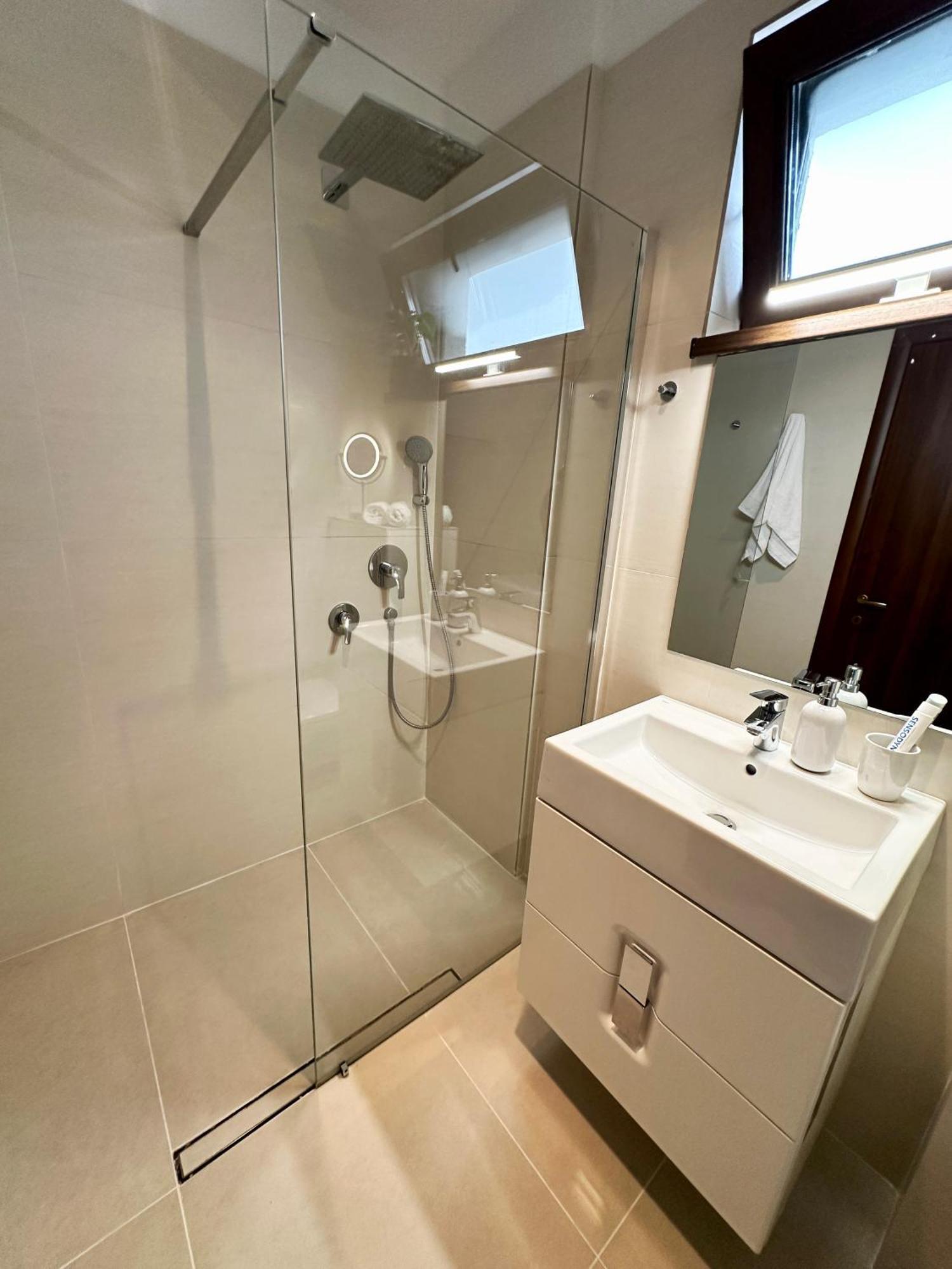Central Haven Studio Bucarest Extérieur photo