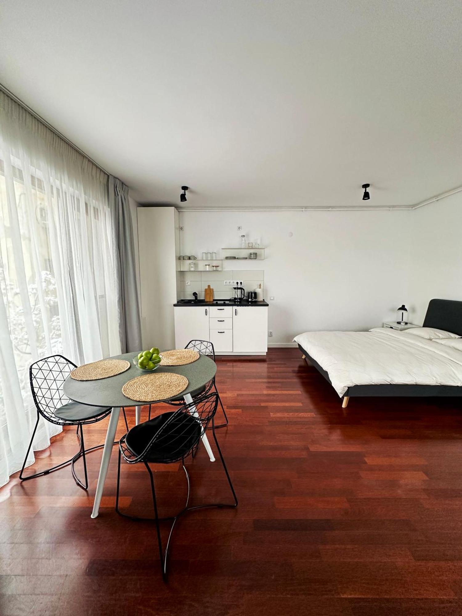 Central Haven Studio Bucarest Extérieur photo